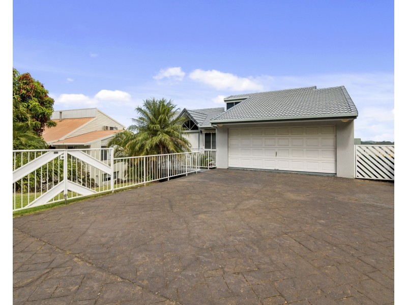 76 Doubleview Drive, Elanora QLD 4221