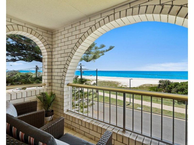 6/220 Pacific Parade, Bilinga QLD 4225