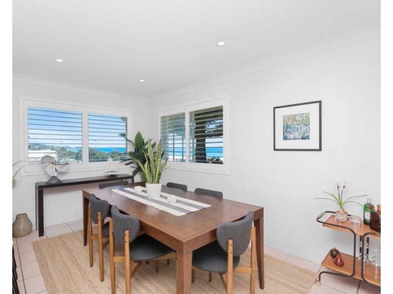 6/220 Pacific Parade, Bilinga QLD 4225