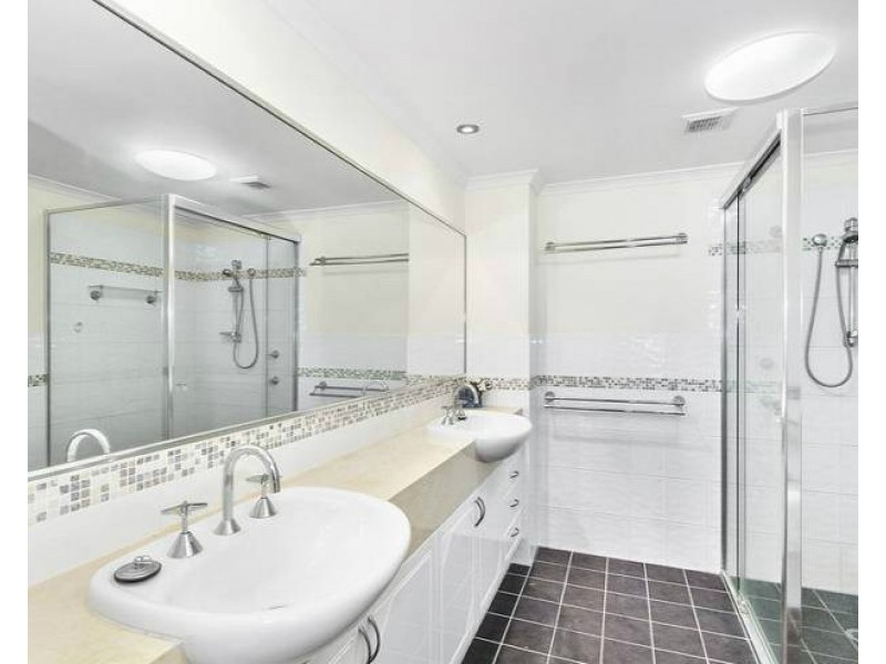 2/3 Johnston Street, Bilinga QLD 4225