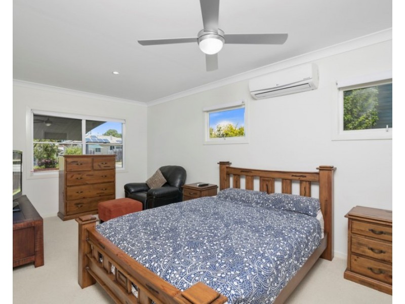 83 Central Street, Southport QLD 4215
