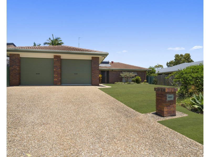 8 Queenscliff Crescent, Robina QLD 4226