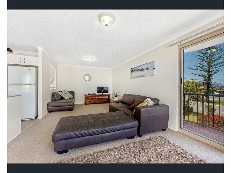 4/2 Surf Street, Bilinga QLD 4225