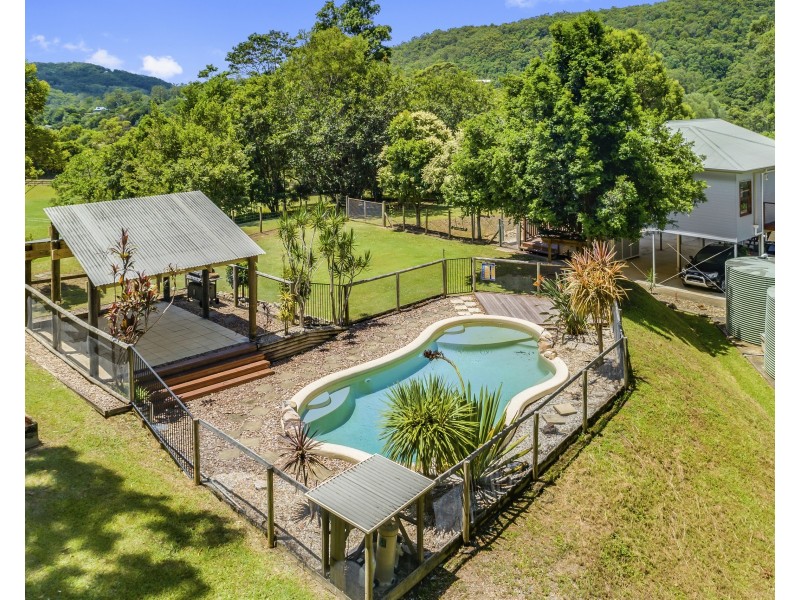 68 Petsch Creek Road, Tallebudgera Valley QLD 4228