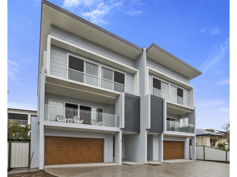 2/4 Cabarita Avenue, Tugun QLD 4224
