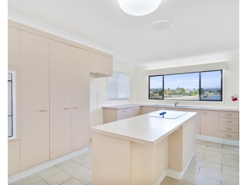 118 Townson Avenue, Palm Beach QLD 4221