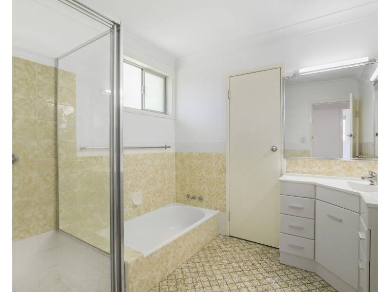 10 Kallara Street, Tugun QLD 4224