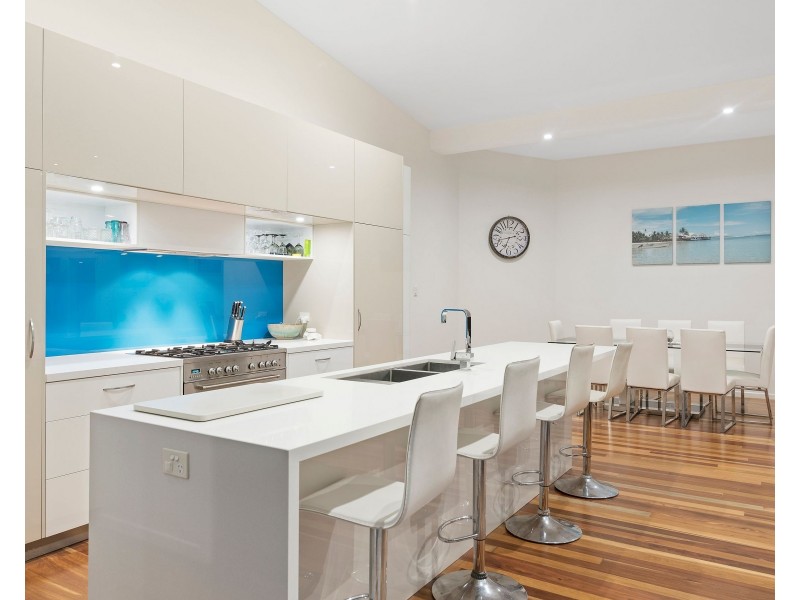 16 Clare Court, Tallebudgera Valley QLD 4228