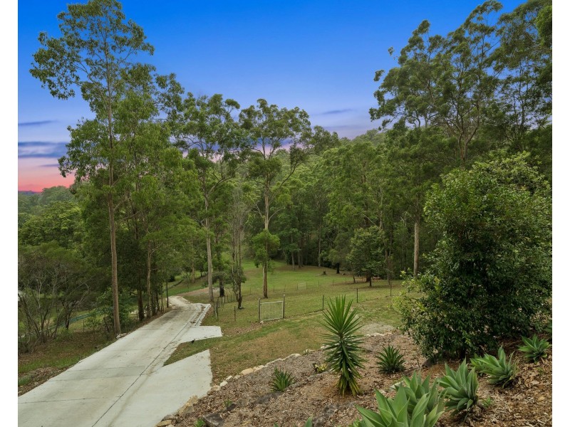 16 Clare Court, Tallebudgera Valley QLD 4228