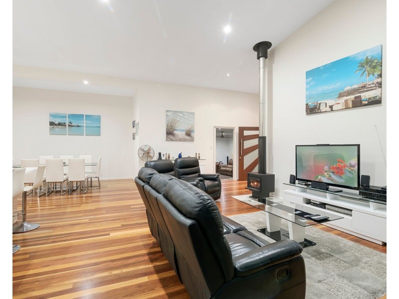 16 Clare Court, Tallebudgera Valley QLD 4228