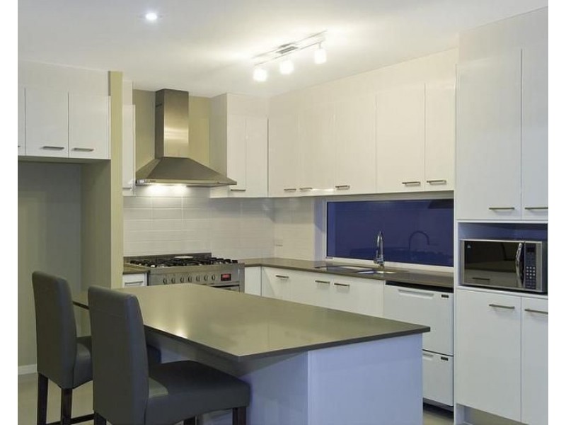 9a Barracuda Court, Palm Beach QLD 4221