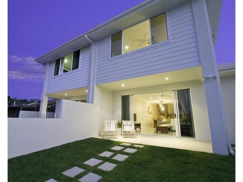 9a Barracuda Court, Palm Beach QLD 4221