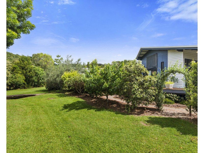 2 Kaira Lane, Currumbin Valley QLD 4223