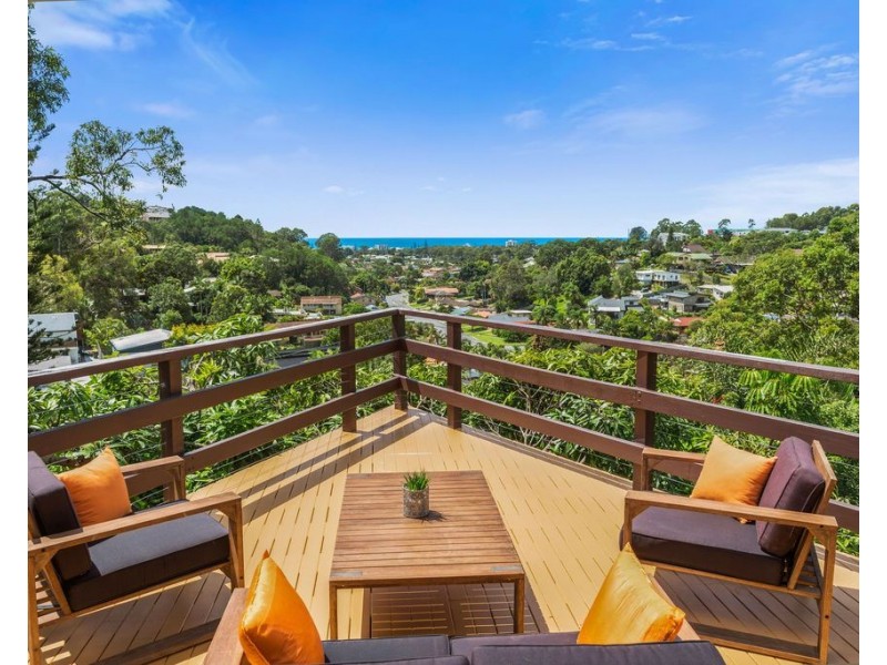 30 Alinjarra Drive, Tugun QLD 4224