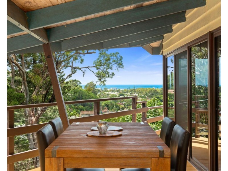 30 Alinjarra Drive, Tugun QLD 4224