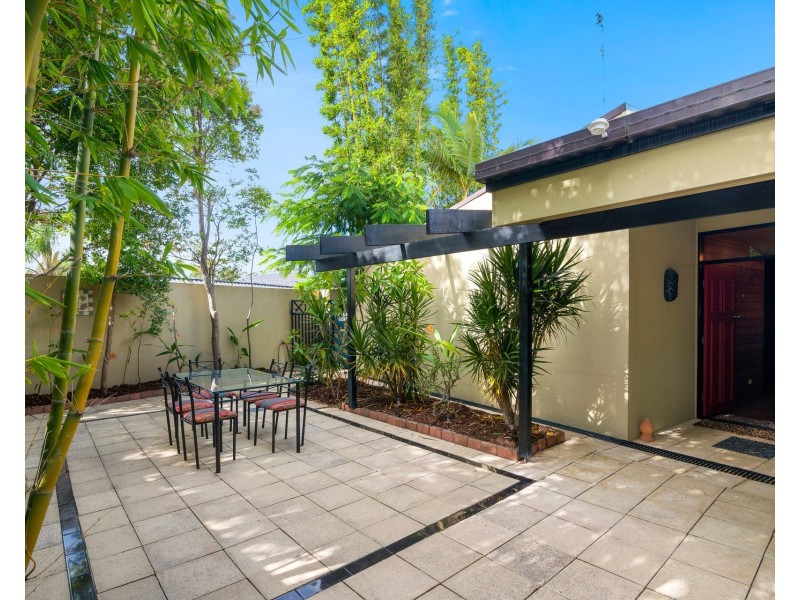 30 Alinjarra Drive, Tugun QLD 4224
