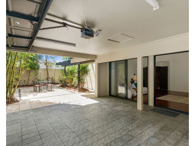 30 Alinjarra Drive, Tugun QLD 4224