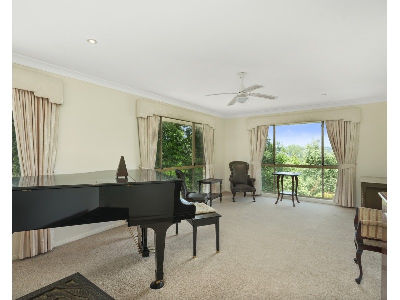 34 Raleigh Terrace, Currumbin Waters QLD 4223