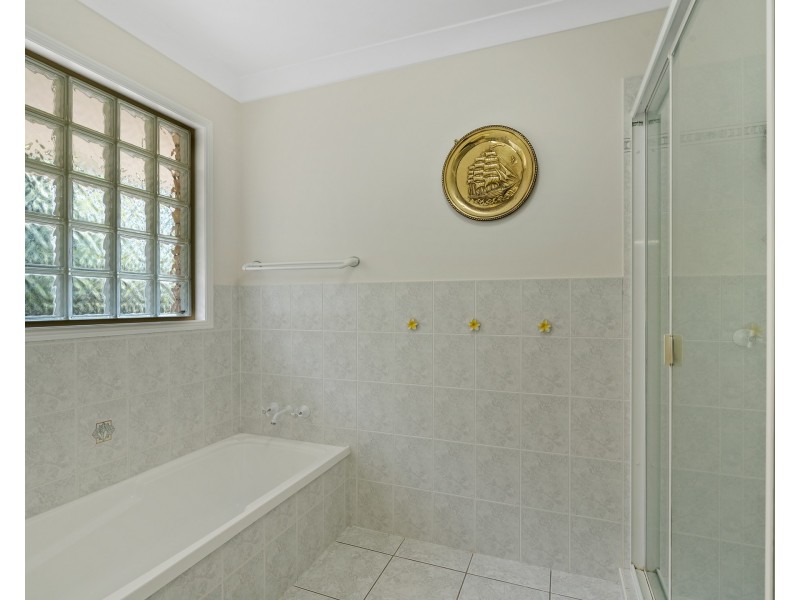 34 Raleigh Terrace, Currumbin Waters QLD 4223