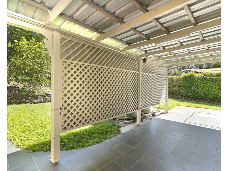 11 Kalamunda Close, Elanora QLD 4221