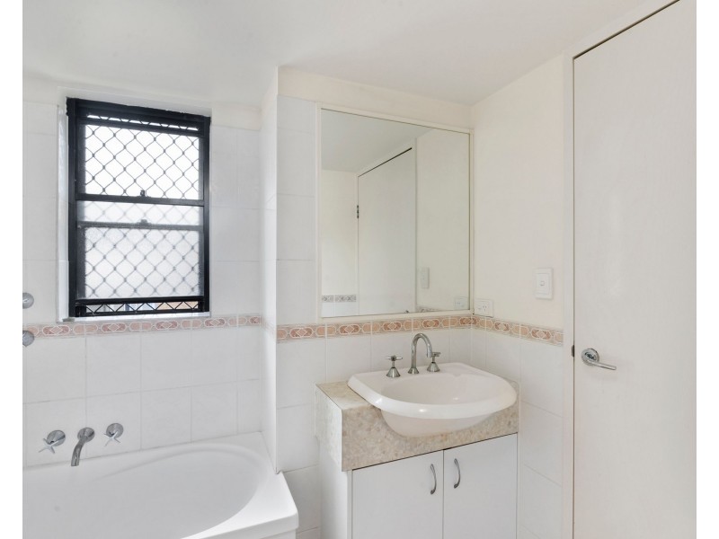 13/3 Millers Drive, Tugun QLD 4224