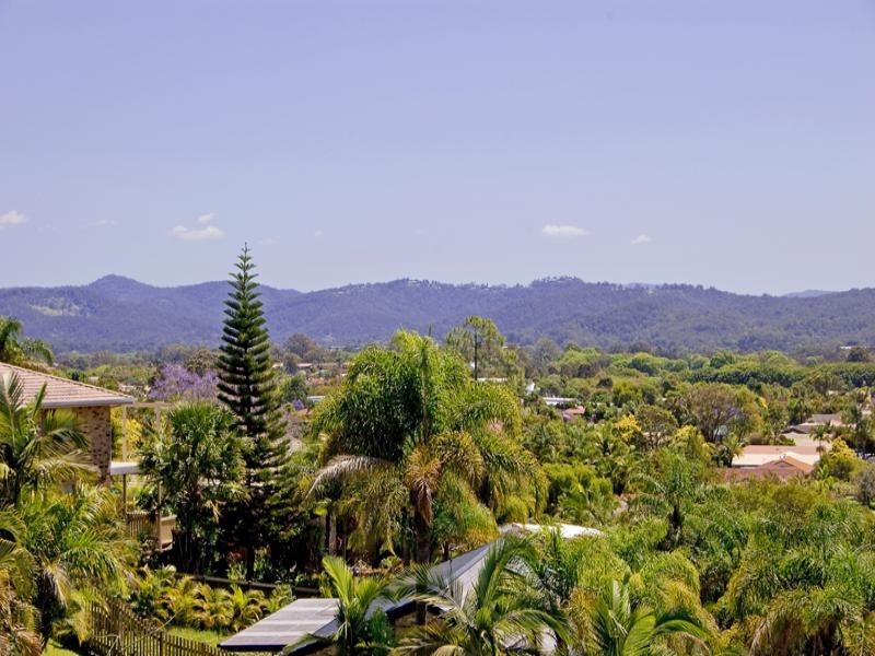 6 Wiluna Court, Elanora QLD 4221