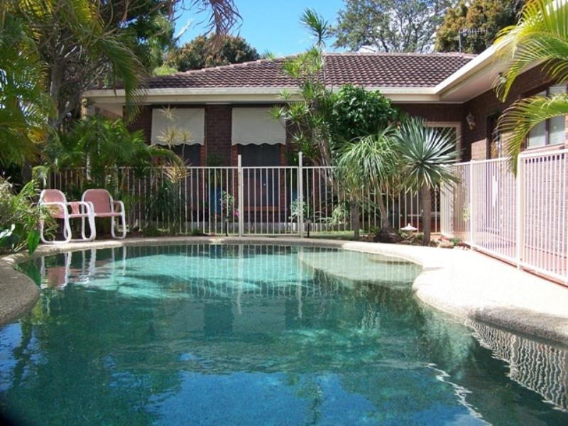 131 Tahiti Avenue, Palm Beach QLD 4221