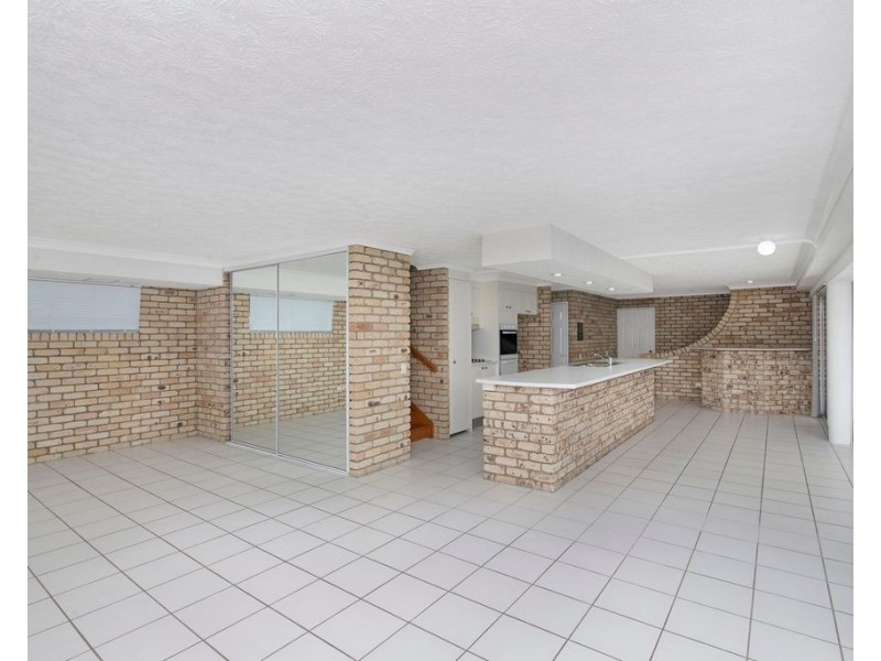 1/8 Fenton Place, Currumbin QLD 4223