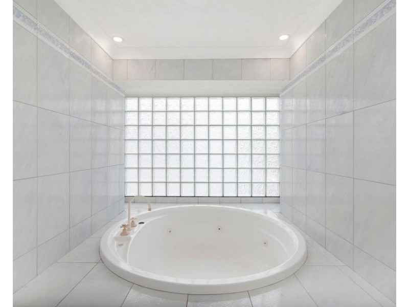 1/8 Fenton Place, Currumbin QLD 4223