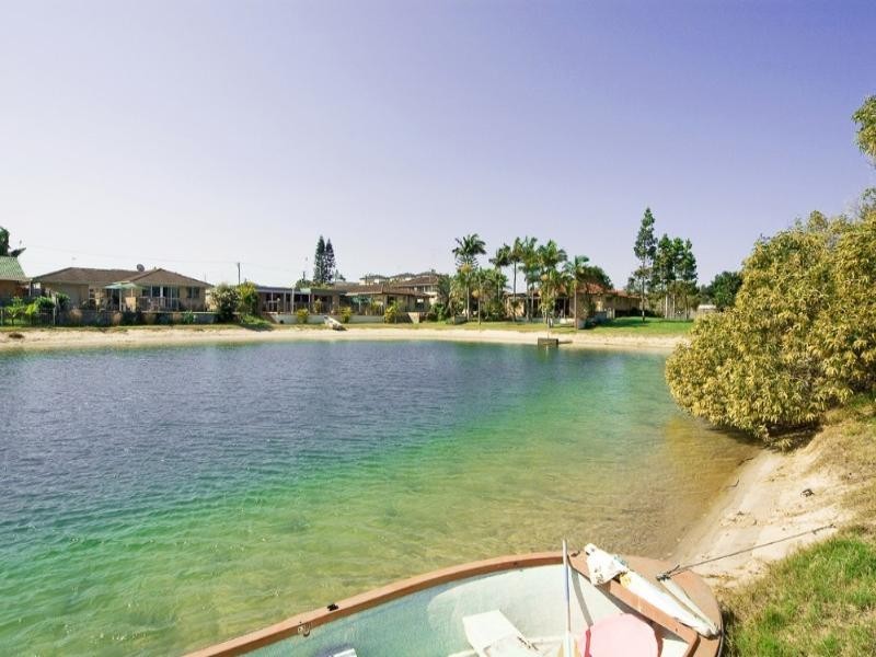 1/7 Barracuda Court, Palm Beach QLD 4221