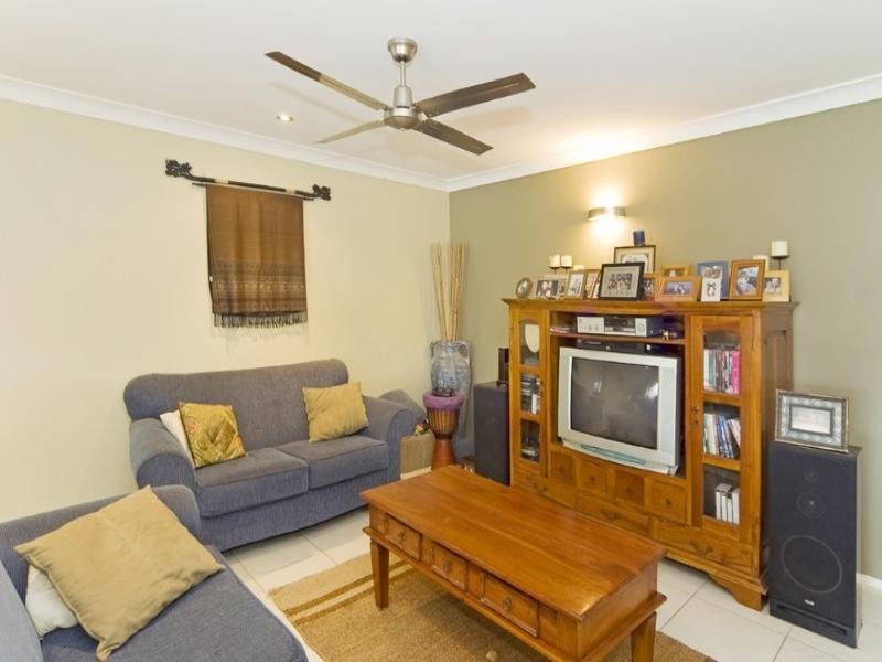 1/7 Barracuda Court, Palm Beach QLD 4221