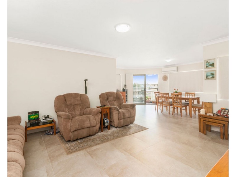 4/77 Golden Four Drive, Bilinga QLD 4225