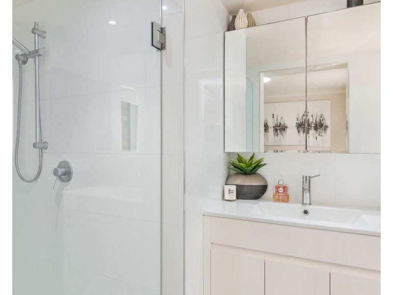 4/77 Golden Four Drive, Bilinga QLD 4225