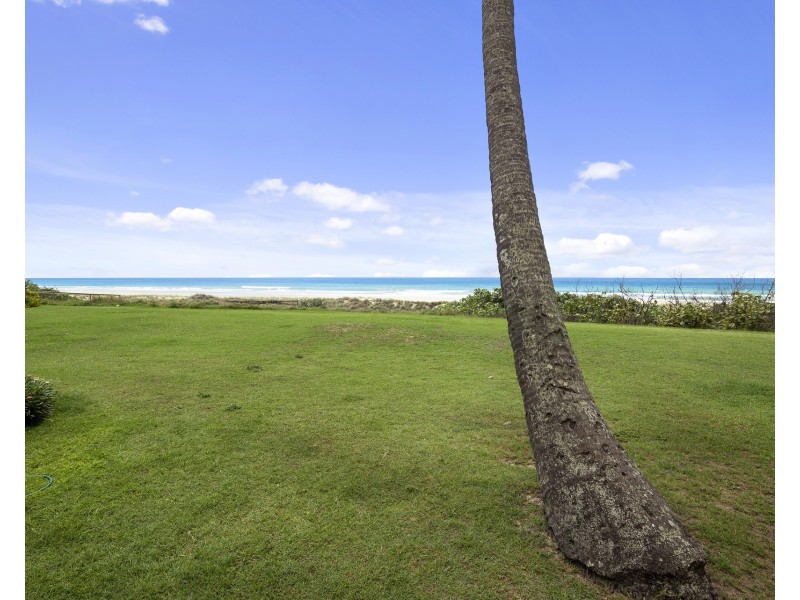 2/269 Golden Four Drive, Bilinga QLD 4225