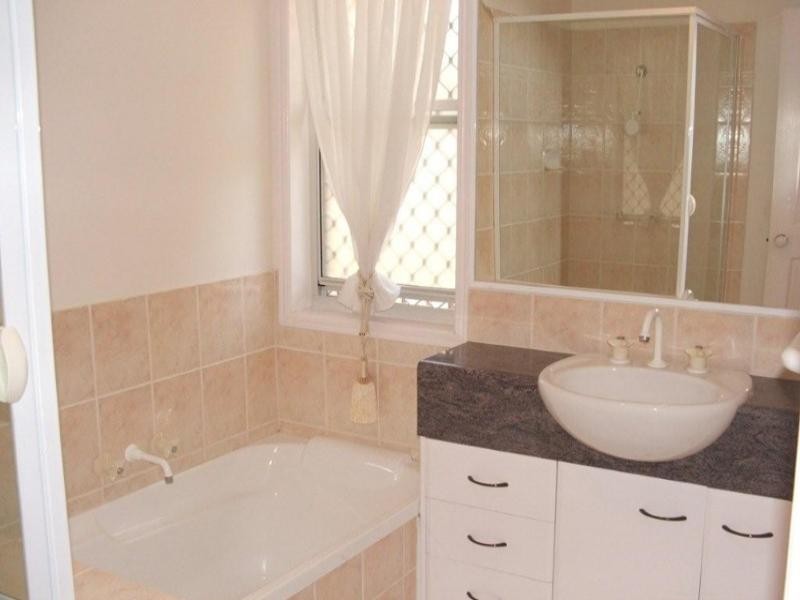 8 Rosewater Crescent, Tugun QLD 4224