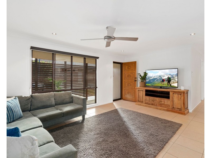 72 Clives Circuit, Currumbin Waters QLD 4223