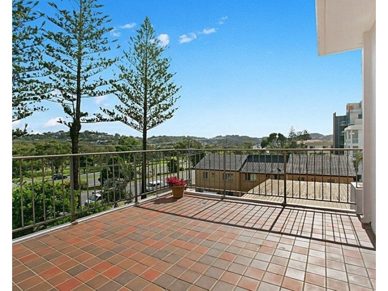 14/391 Golden Four Drive, Tugun QLD 4224