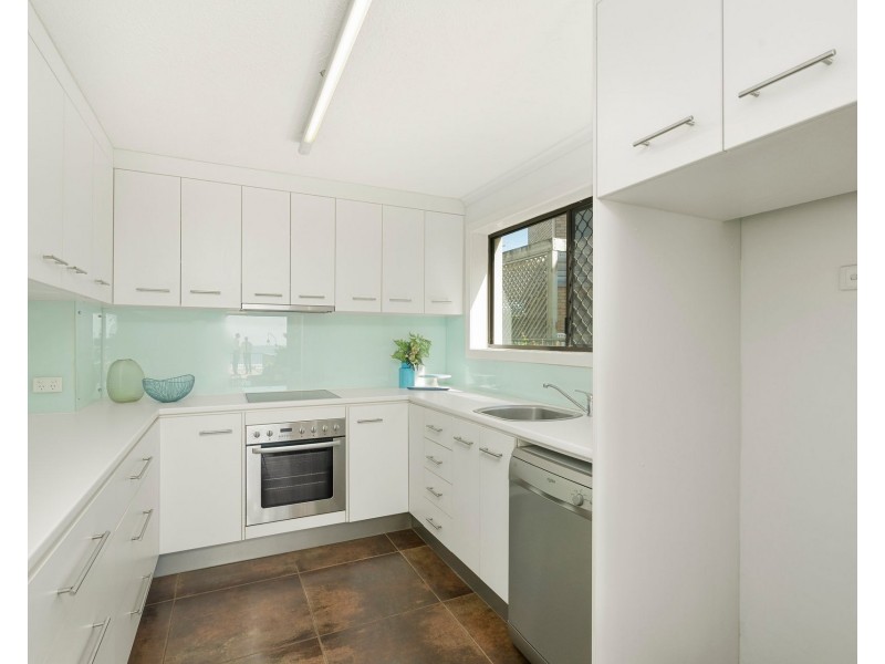 3/271 Golden Four Drive, Bilinga QLD 4225