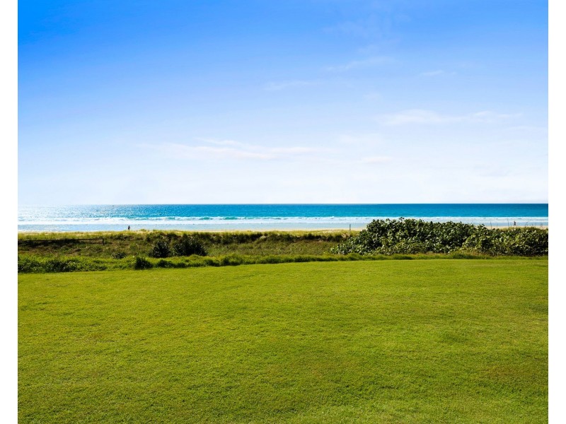 3/271 Golden Four Drive, Bilinga QLD 4225