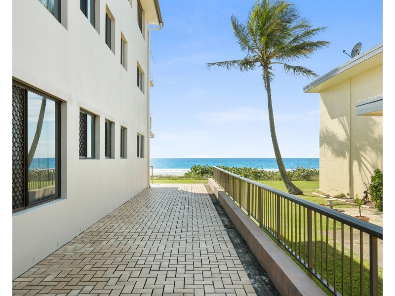 3/271 Golden Four Drive, Bilinga QLD 4225