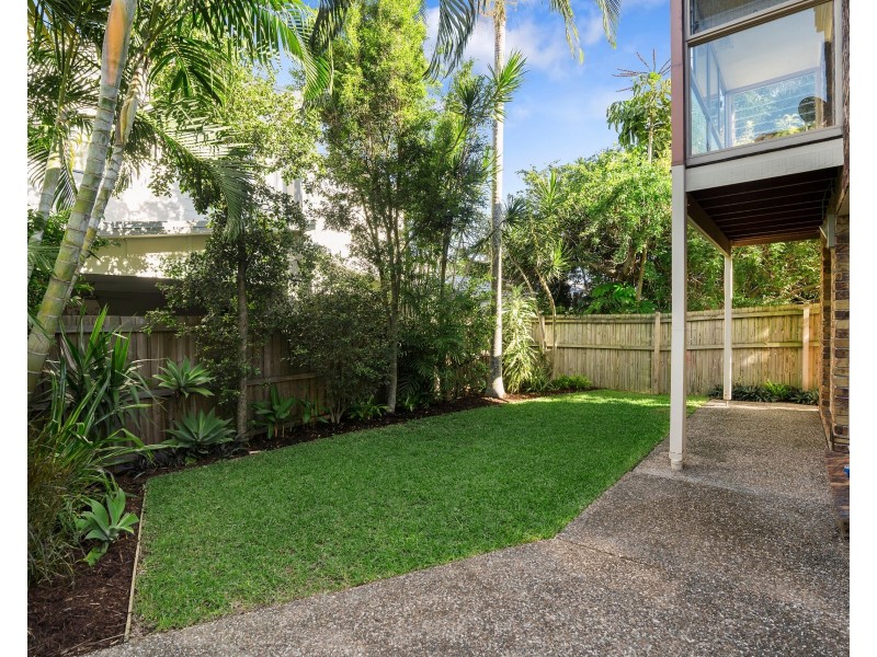 2/28 First Avenue, Palm Beach QLD 4221