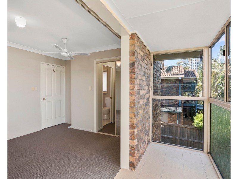2/28 First Avenue, Palm Beach QLD 4221