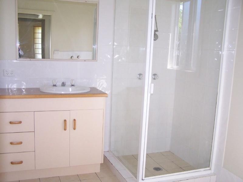 35 Fourth Avenue, Palm Beach QLD 4221