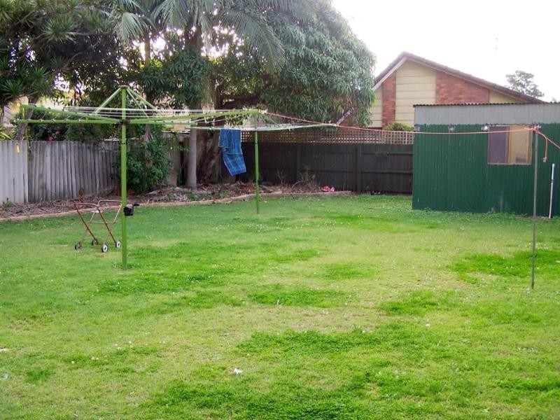 35 Fourth Avenue, Palm Beach QLD 4221