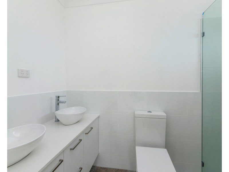 2/6 Tuesday Drive, Tallebudgera Valley QLD 4228