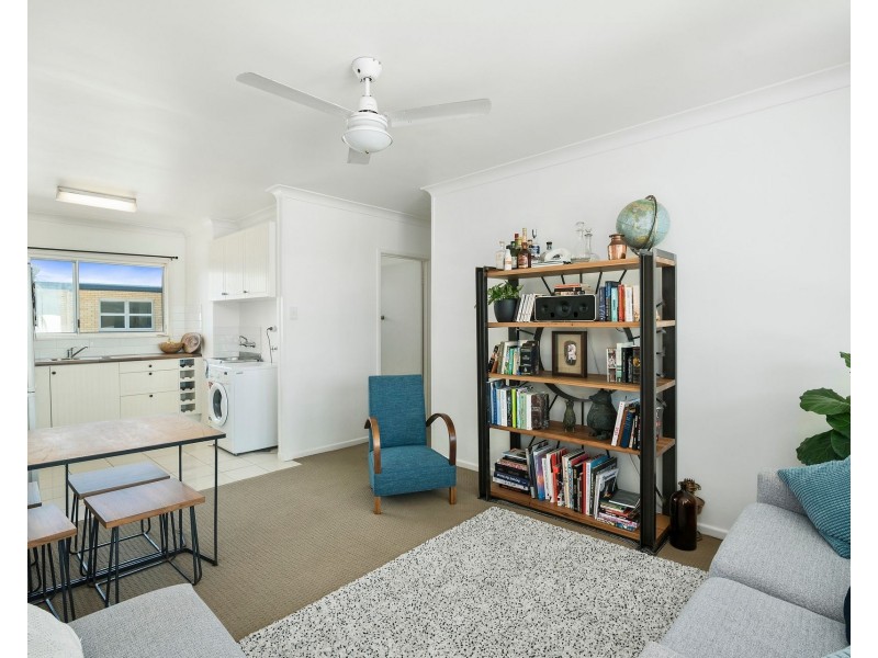 5/269 Golden Four Drive, Bilinga QLD 4225