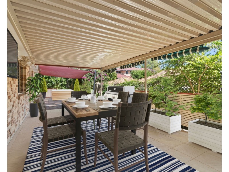 74 Silver Glade Drive, Elanora QLD 4221