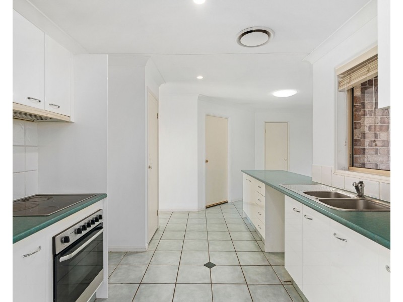 74 Silver Glade Drive, Elanora QLD 4221