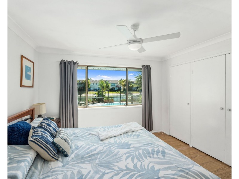 67 Guineas Creek Road, Elanora QLD 4221