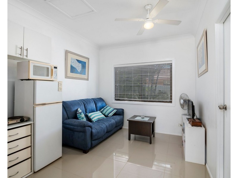 67 Guineas Creek Road, Elanora QLD 4221